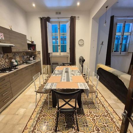 Spacious 4-Bedrooms Townhouse In Tas-Sliema Luaran gambar