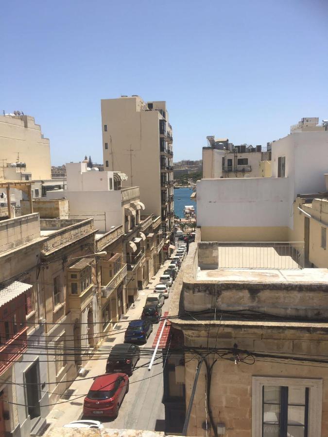 Spacious 4-Bedrooms Townhouse In Tas-Sliema Luaran gambar